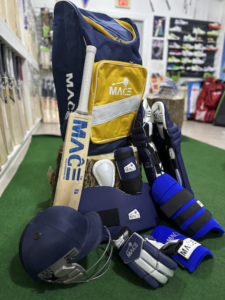 Junior cricket equipment outlet